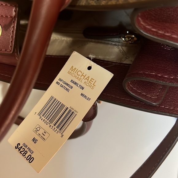 Michael KORS Purse - Picture 15 of 17